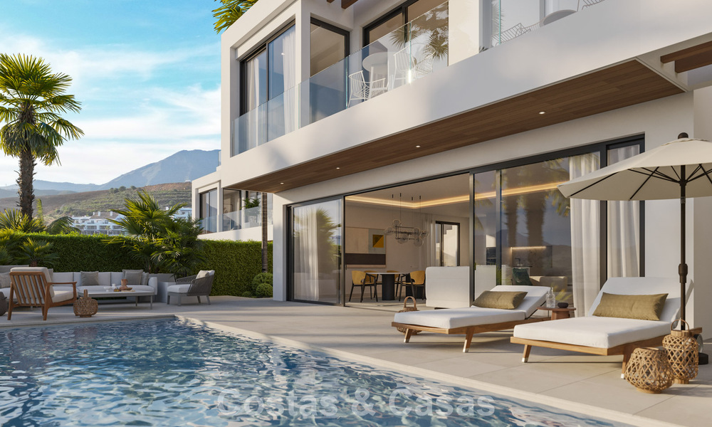 Nouveau lancement. 17 villas de luxe sophistiquées avec vue sur le golf et la mer à vendre à Casares, Costa del Sol 780147