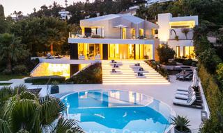 Villa design avant-gardiste avec vue panoramique sur la mer à vendre dans une résidence fermée à Benahavis - Marbella 779974 