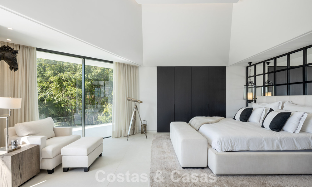 Villa design avant-gardiste avec vue panoramique sur la mer à vendre dans une résidence fermée à Benahavis - Marbella 779985