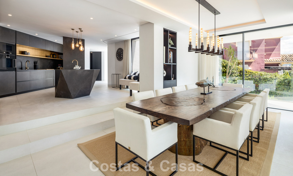 Villa design avant-gardiste avec vue panoramique sur la mer à vendre dans une résidence fermée à Benahavis - Marbella 780006