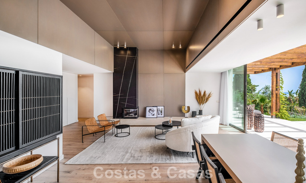 Villa de luxe de style Ibiza, prête à emménager, à vendre dans une urbanisation très recherchée de Benahavis - Marbella 780036