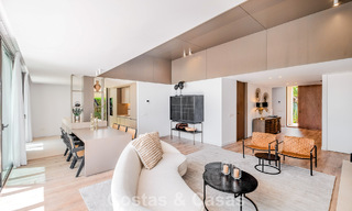 Villa de luxe de style Ibiza, prête à emménager, à vendre dans une urbanisation très recherchée de Benahavis - Marbella 780038 