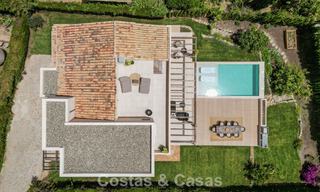 Villa de luxe de style Ibiza, prête à emménager, à vendre dans une urbanisation très recherchée de Benahavis - Marbella 780055 