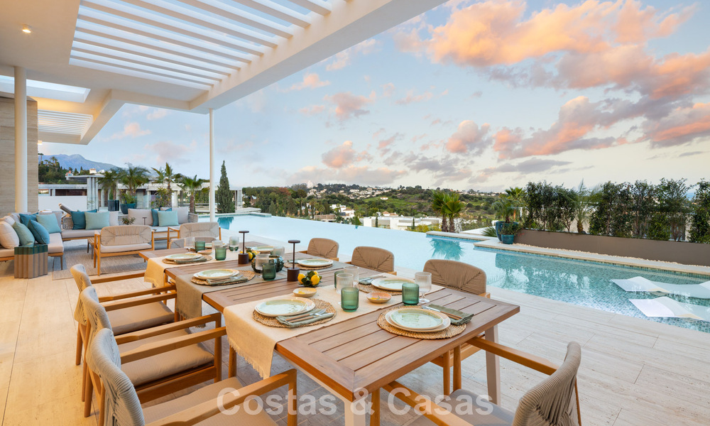 Villa de luxe haut de gamme avec vue panoramique à vendre dans un complexe de golf sur le Golden Mile à Benahavis - Marbella 780110