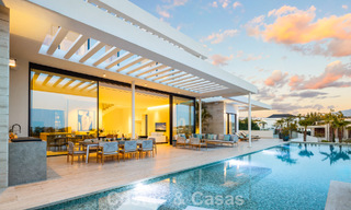 Villa de luxe haut de gamme avec vue panoramique à vendre dans un complexe de golf sur le Golden Mile à Benahavis - Marbella 780111 