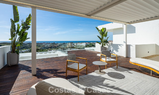 Villa de luxe haut de gamme avec vue panoramique à vendre dans un complexe de golf sur le Golden Mile à Benahavis - Marbella 780120 