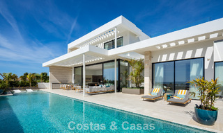 Villa de luxe haut de gamme avec vue panoramique à vendre dans un complexe de golf sur le Golden Mile à Benahavis - Marbella 780129 