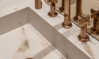 Appartement de première classe avec vue panoramique sur la mer à vendre dans la vallée du golf de Nueva Andalucia, Marbella 780266 