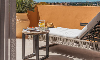 Appartement de première classe avec vue panoramique sur la mer à vendre dans la vallée du golf de Nueva Andalucia, Marbella 780268 