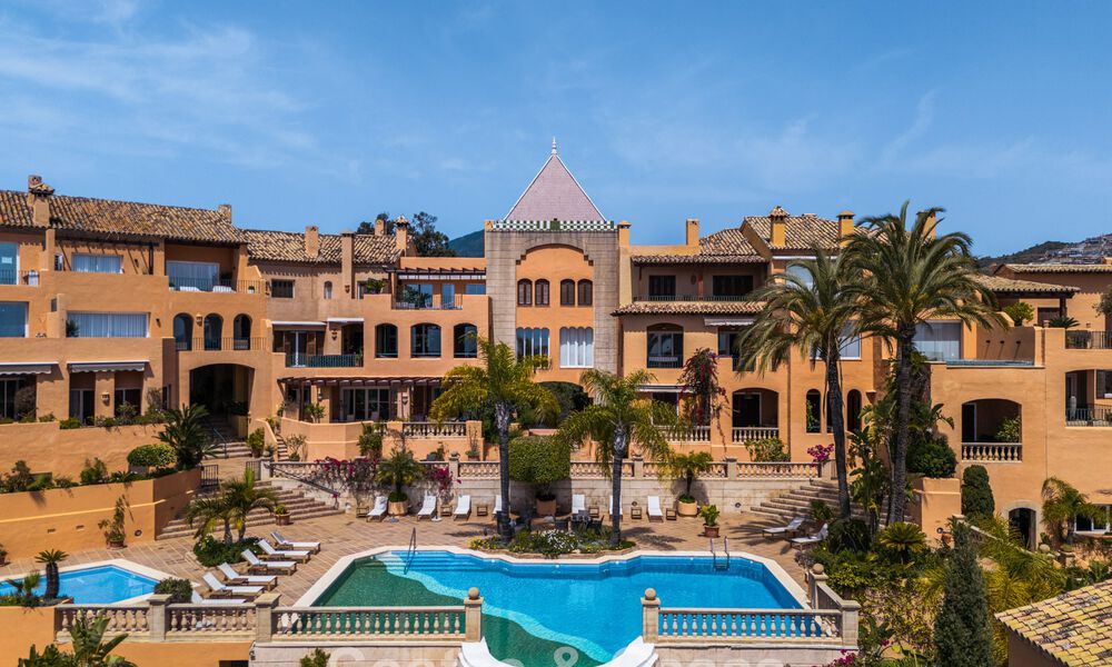 Appartement de première classe avec vue panoramique sur la mer à vendre dans la vallée du golf de Nueva Andalucia, Marbella 780279