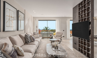 Appartement de première classe avec vue panoramique sur la mer à vendre dans la vallée du golf de Nueva Andalucia, Marbella 780281 