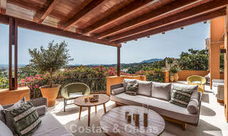 Appartement de première classe avec vue panoramique sur la mer à vendre dans la vallée du golf de Nueva Andalucia, Marbella 780290 