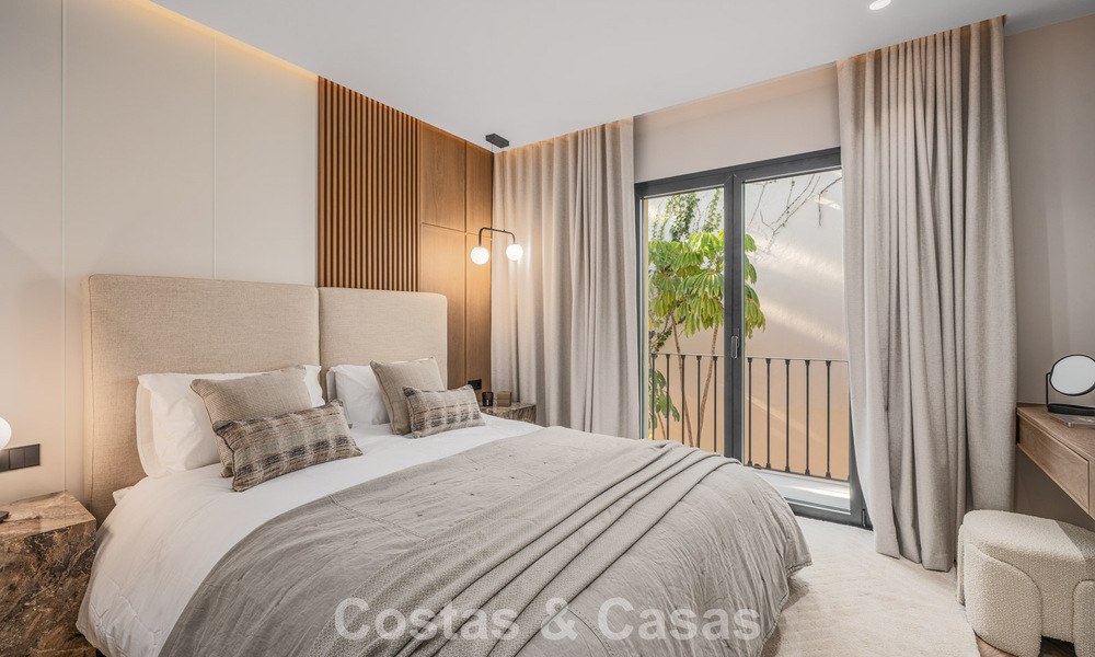 Maison de ville, prête à emménager, à vendre dans une résidence fermée à La Quinta, Benahavis - Marbella 780314