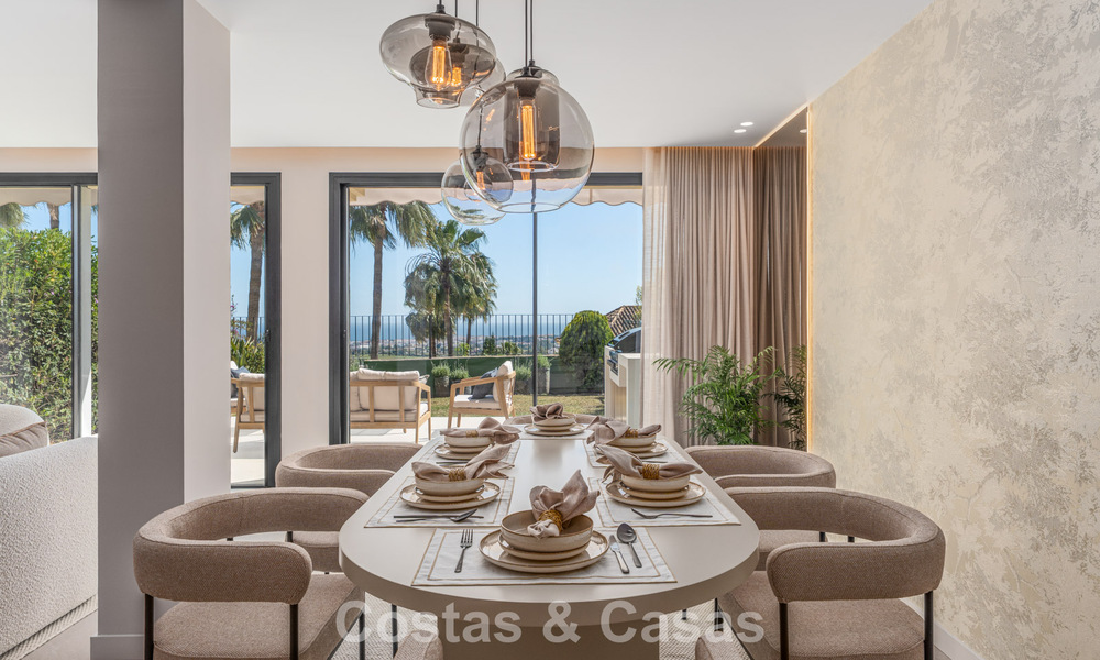 Maison de ville, prête à emménager, à vendre dans une résidence fermée à La Quinta, Benahavis - Marbella 780319