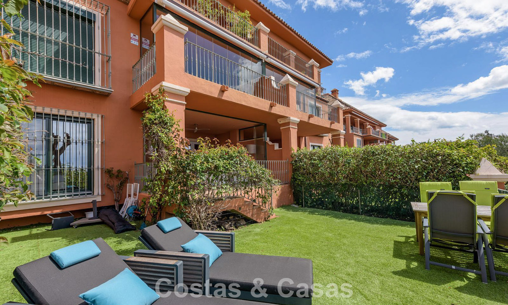 Appartement avec jardin et vue panoramique sur la mer à vendre à Benahavis - Marbella 780221