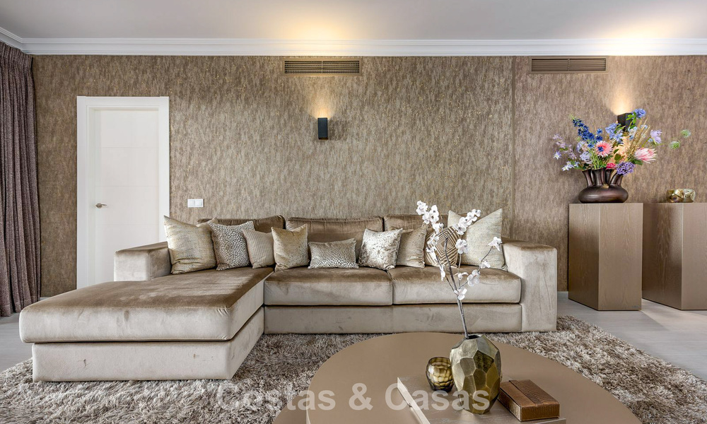 Appartement avec jardin et vue panoramique sur la mer à vendre à Benahavis - Marbella 780225