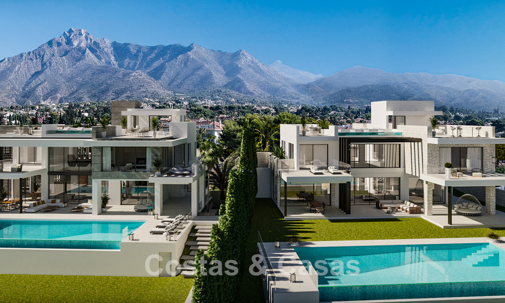 2 villas neuves sophistiquées avec vue sur la mer à vendre à proximité des commodités sur le célèbre Golden Mile de Marbella 780256