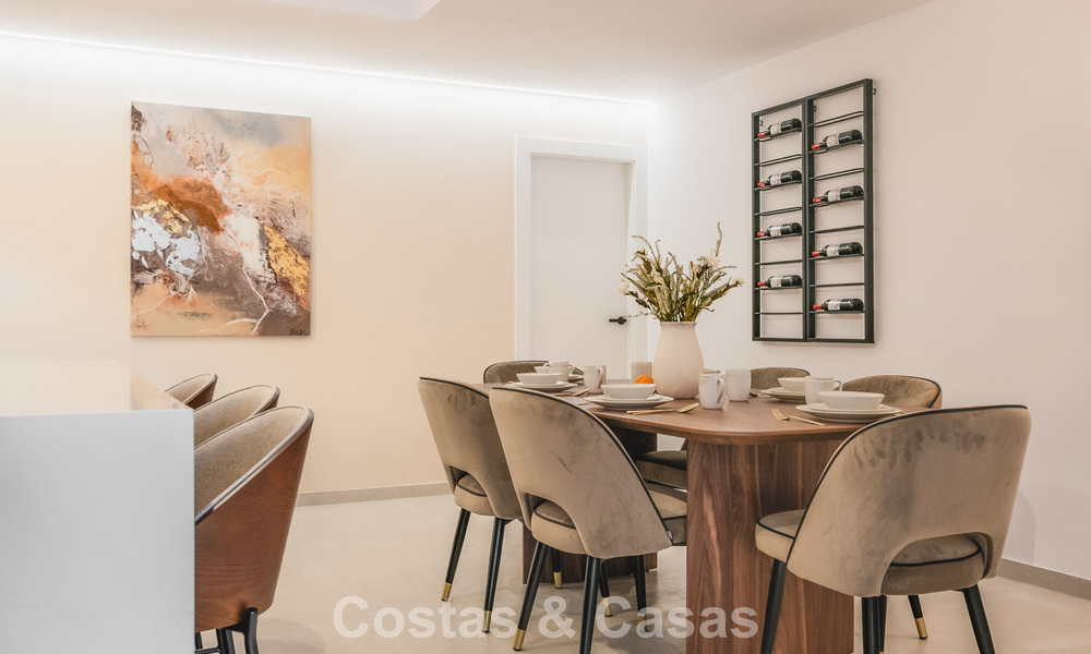 Appartement de luxe de 4 chambres à vendre dans un complexe fermé sur le terrain de golf de Nueva Andalucia, Marbella 780360