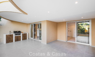 Appartement de luxe de 4 chambres à vendre dans un complexe fermé sur le terrain de golf de Nueva Andalucia, Marbella 780364 