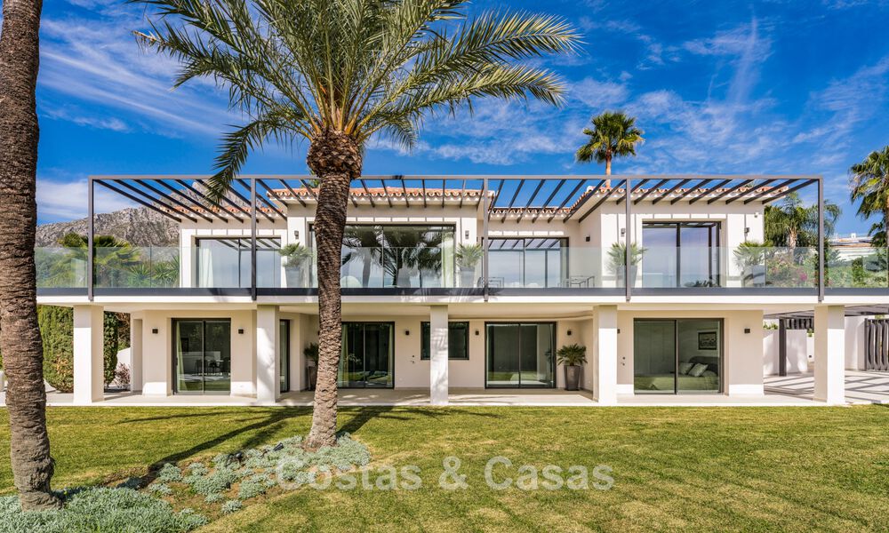 Villa méditerranéenne contemporaine avec des touches modernes à vendre sur le Golden Mile de Marbella 780414