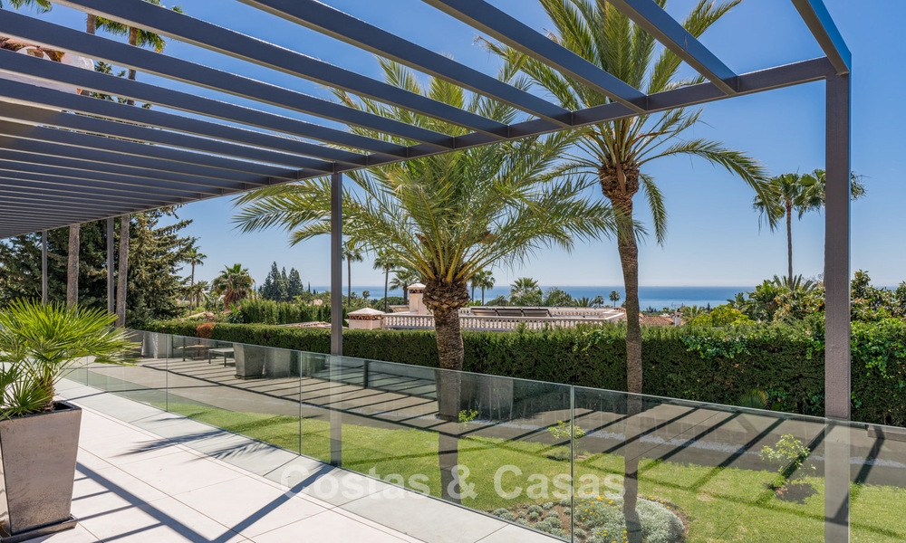 Villa méditerranéenne contemporaine avec des touches modernes à vendre sur le Golden Mile de Marbella 780418
