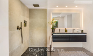 Villa méditerranéenne contemporaine avec des touches modernes à vendre sur le Golden Mile de Marbella 780427 