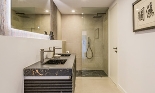 Villa méditerranéenne contemporaine avec des touches modernes à vendre sur le Golden Mile de Marbella 780431 