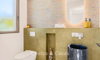 Villa méditerranéenne contemporaine avec des touches modernes à vendre sur le Golden Mile de Marbella 780438 