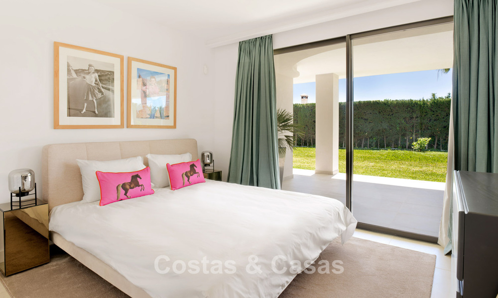 Villa méditerranéenne contemporaine avec des touches modernes à vendre sur le Golden Mile de Marbella 780440