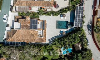 Spacieuse villa familiale au charme andalou contemporain à vendre dans la vallée du golf de Nueva Andalucia, Marbella 780444 