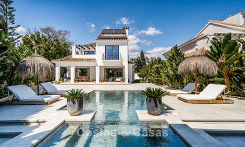 Spacieuse villa familiale au charme andalou contemporain à vendre dans la vallée du golf de Nueva Andalucia, Marbella 780450