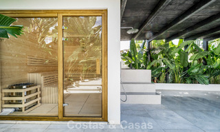 Spacieuse villa familiale au charme andalou contemporain à vendre dans la vallée du golf de Nueva Andalucia, Marbella 780451 