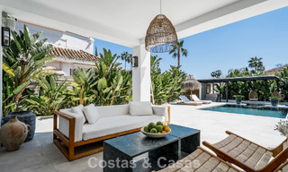 Spacieuse villa familiale au charme andalou contemporain à vendre dans la vallée du golf de Nueva Andalucia, Marbella 780458 