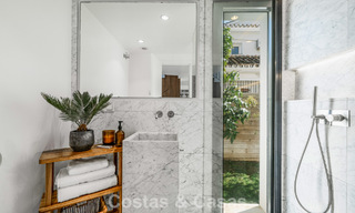 Spacieuse villa familiale au charme andalou contemporain à vendre dans la vallée du golf de Nueva Andalucia, Marbella 780459 