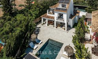 Spacieuse villa familiale au charme andalou contemporain à vendre dans la vallée du golf de Nueva Andalucia, Marbella 780466 