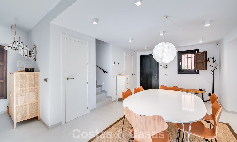 Charmante maison d'angle à vendre dans une urbanisation exclusive sur le Golden Mile de Marbella 780487