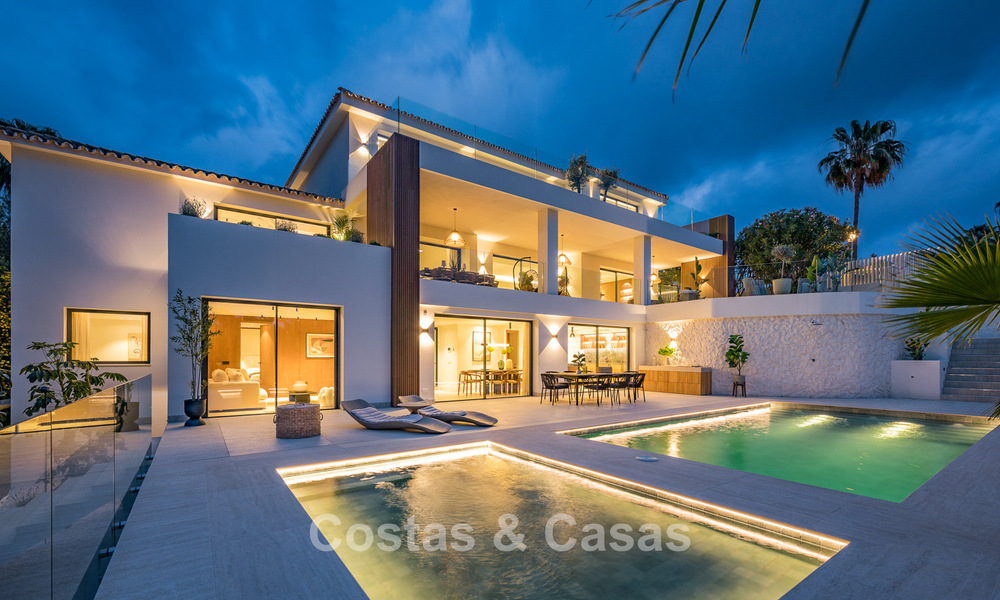 Villa de luxe méditerranéenne flambant neuve à vendre à proximité des commodités à l'est de Marbella 780505