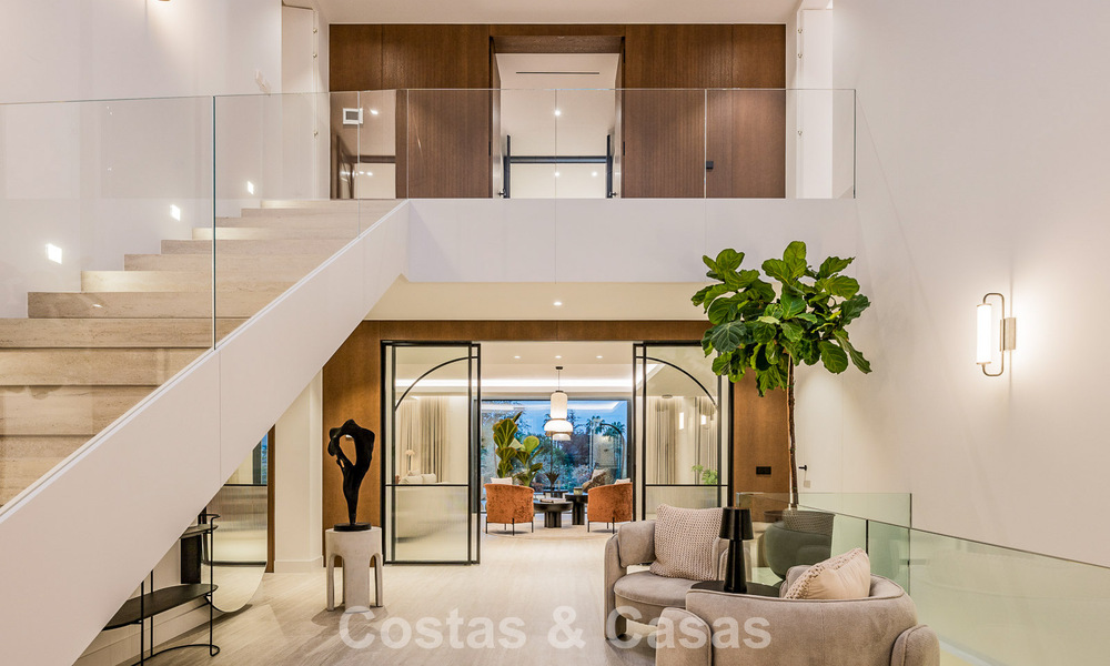 Villa de luxe méditerranéenne flambant neuve à vendre à proximité des commodités à l'est de Marbella 780511