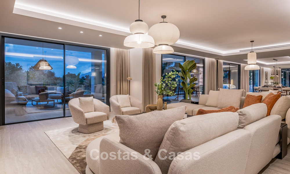 Villa de luxe méditerranéenne flambant neuve à vendre à proximité des commodités à l'est de Marbella 780516