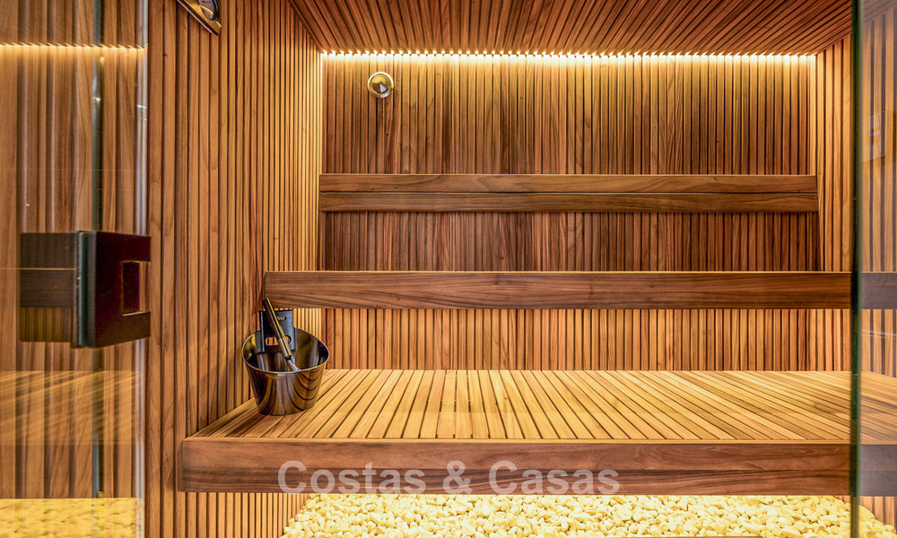 Villa de luxe méditerranéenne flambant neuve à vendre à proximité des commodités à l'est de Marbella 780523