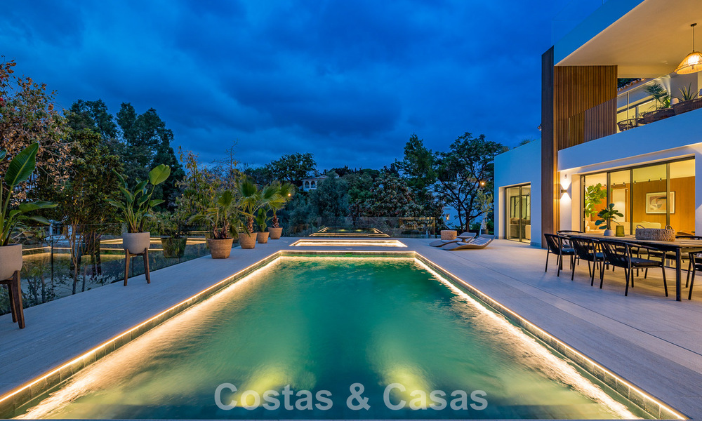 Villa de luxe méditerranéenne flambant neuve à vendre à proximité des commodités à l'est de Marbella 780525