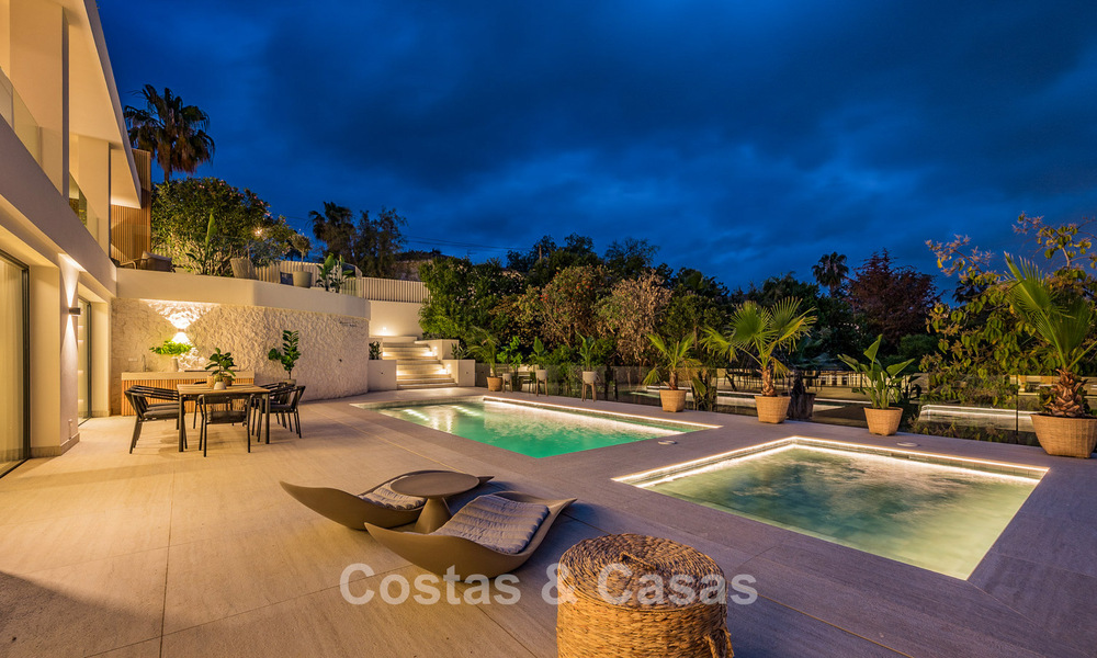 Villa de luxe méditerranéenne flambant neuve à vendre à proximité des commodités à l'est de Marbella 780529