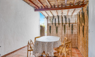 Maison de ville à vendre avec vue sur la mer dans un complexe en première ligne de plage à proximité du centre d'Estepona 780564 