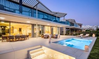 Appartement à vendre avec vue sur la montagne et la mer dans un complexe haut de gamme à Benalmadena, Costa del Sol 780579 