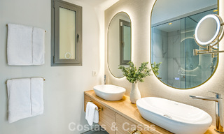 Appartement à vendre avec vue sur la montagne et la mer dans un complexe haut de gamme à Benalmadena, Costa del Sol 780582 