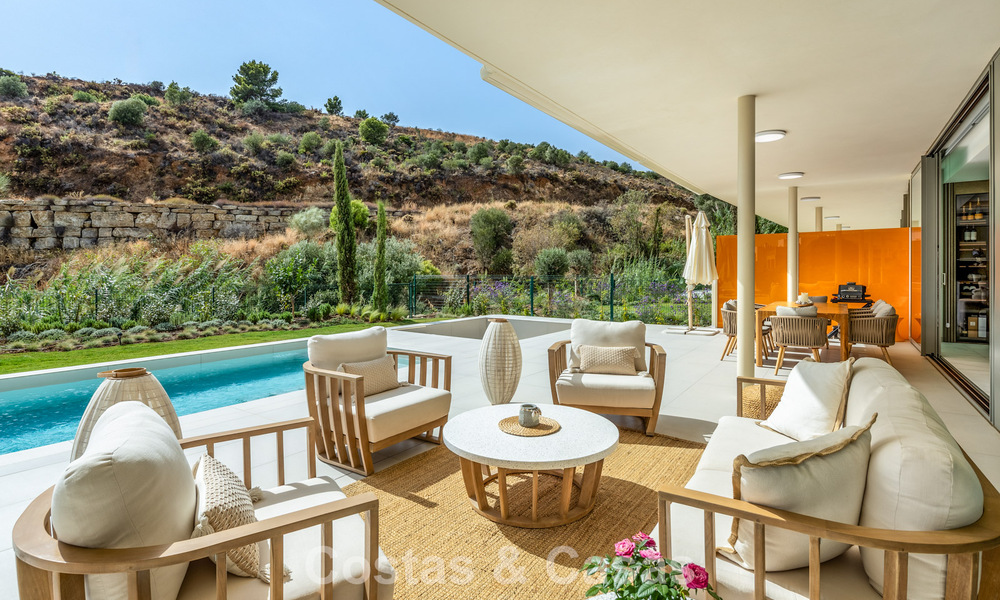 Appartement à vendre avec vue sur la montagne et la mer dans un complexe haut de gamme à Benalmadena, Costa del Sol 780592