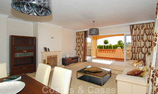Appartements de luxe en première ligne de golf à vendre dans la zone de Marbella - Estepona 24291 
