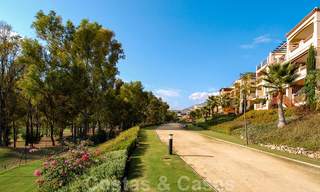 Appartements de luxe en première ligne de golf à vendre dans la zone de Marbella - Estepona 24301 