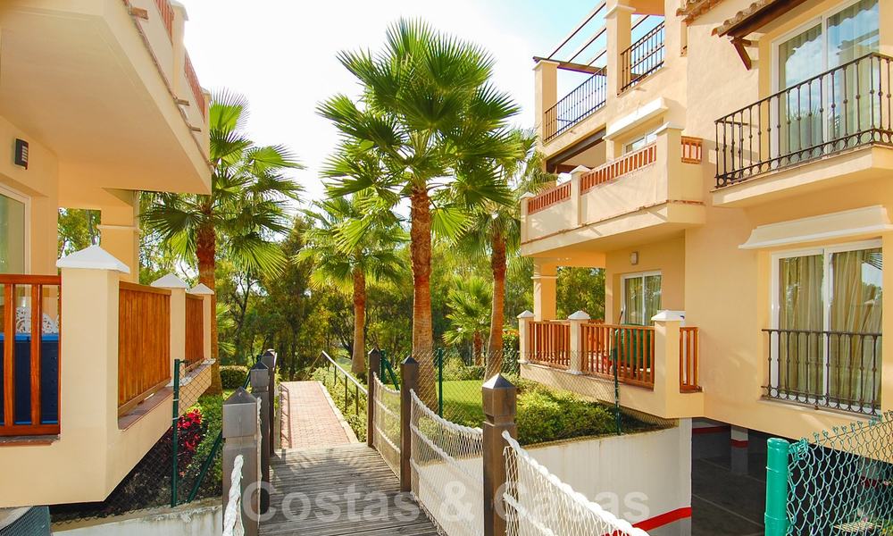 Appartements de luxe en première ligne de golf à vendre dans la zone de Marbella - Estepona 24305