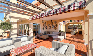 Appartements de luxe en première ligne de golf à vendre dans la zone de Marbella - Estepona 24315 